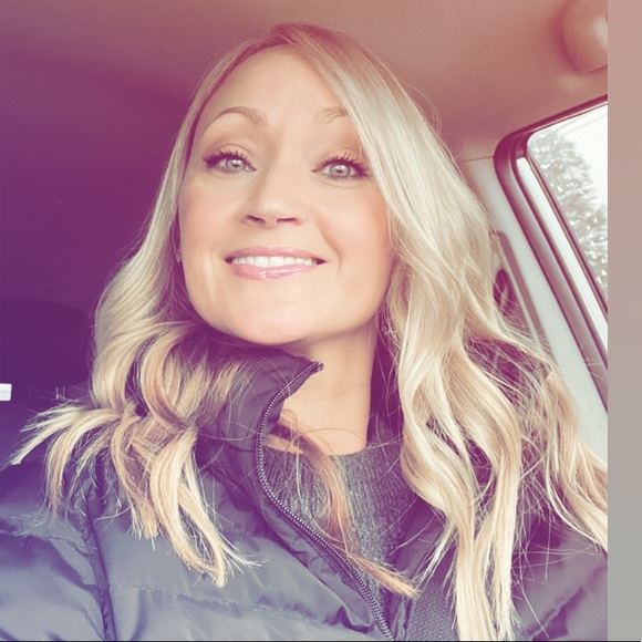 Meet your Posher, Candise - Picture 1 of 1